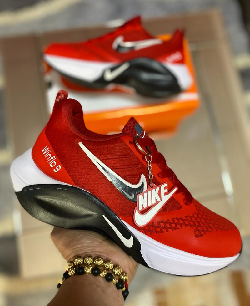 ¡La oferta vence a las 023:59:30! ⏳🔥- Tenis Nike Winflo - ¡Oferta VIP!