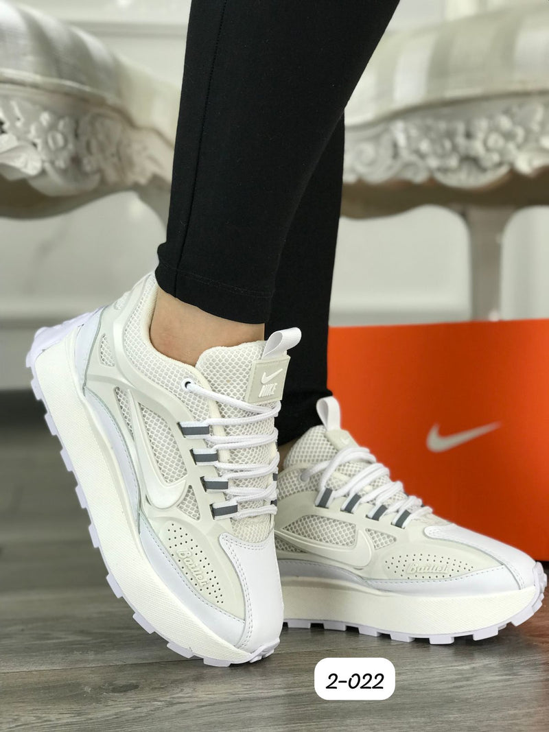 ¡No te quedes atrás! - Tenis Nike Bailleli Dama - ¿Vas a quedarte fuera? 🏃